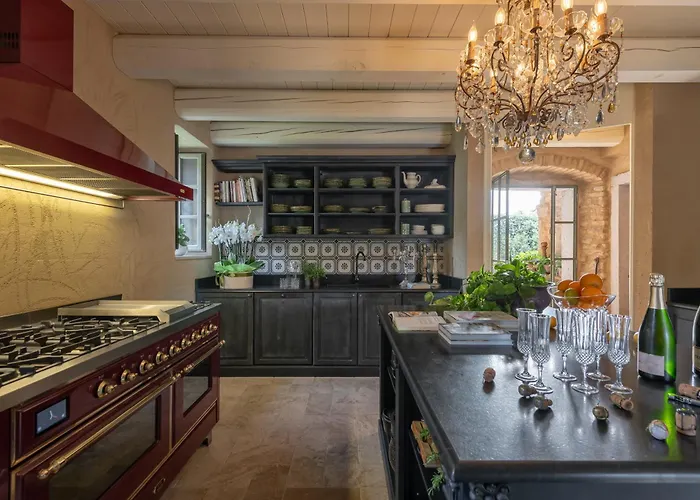 Maison Benedictine Caprino Veronese