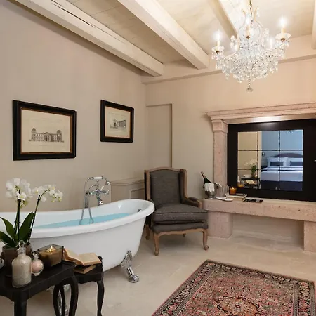 Maison Benedictine 4*