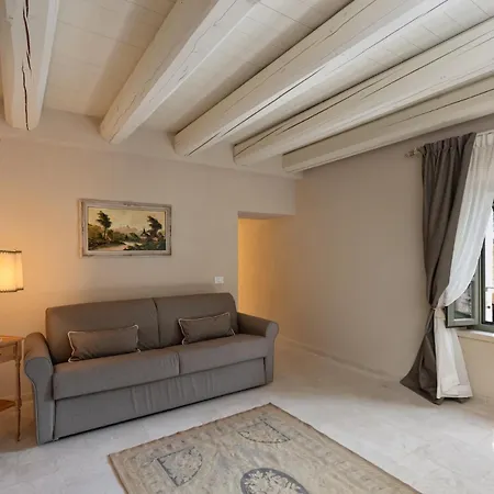 בית הארחה Maison Benedictine קאפרינו ורונזה