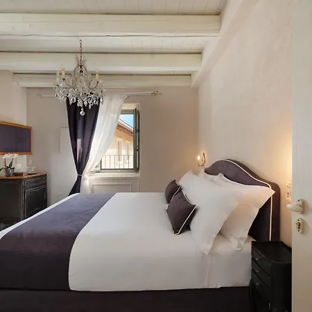 Maison Benedictine Pensjonat 4*