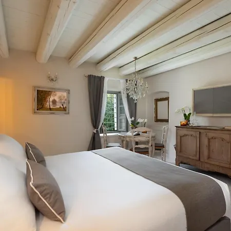 Maison Benedictine 4*